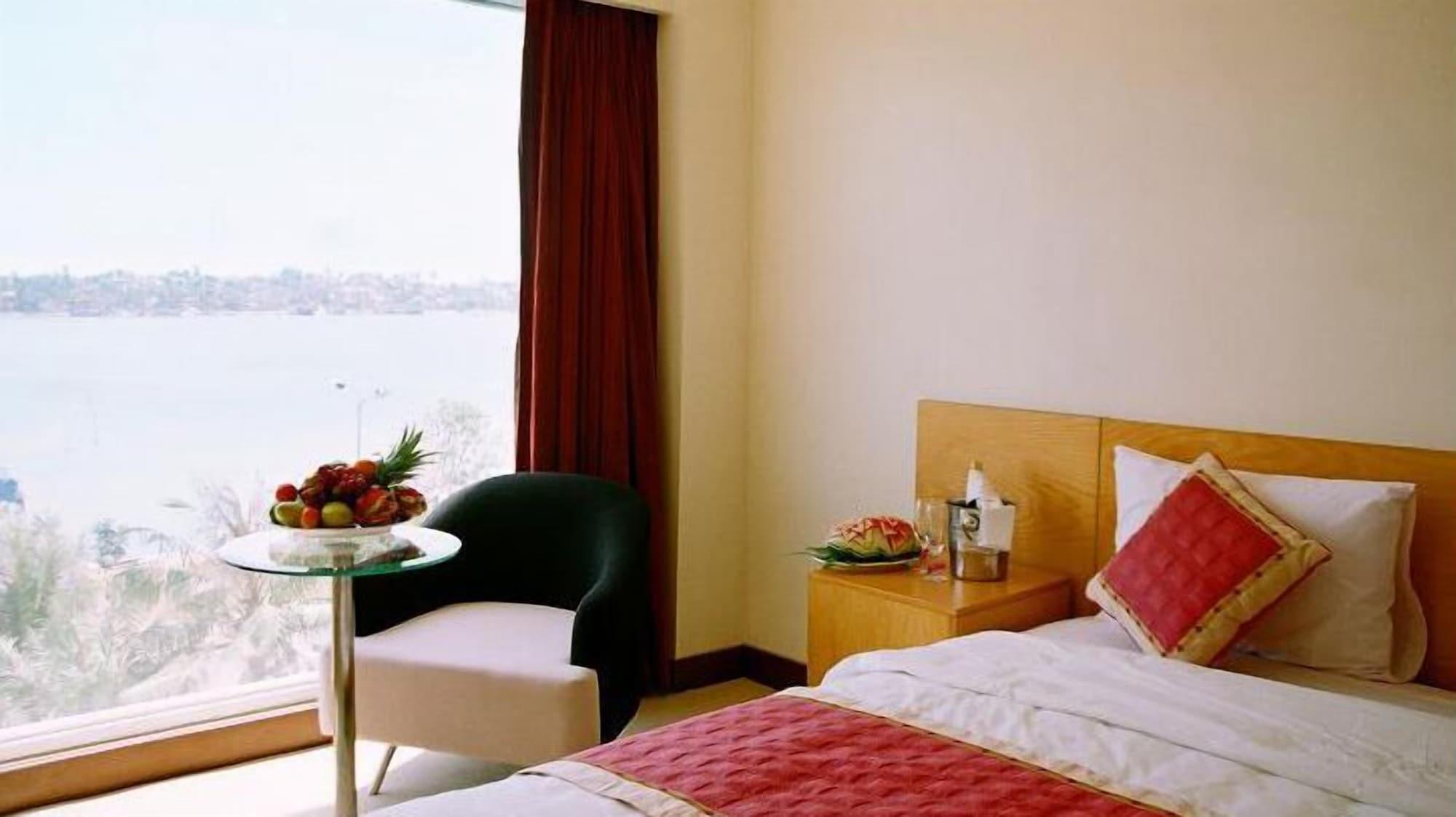 Sai Gon Quang Binh Hotel Ðồng Hới Buitenkant foto