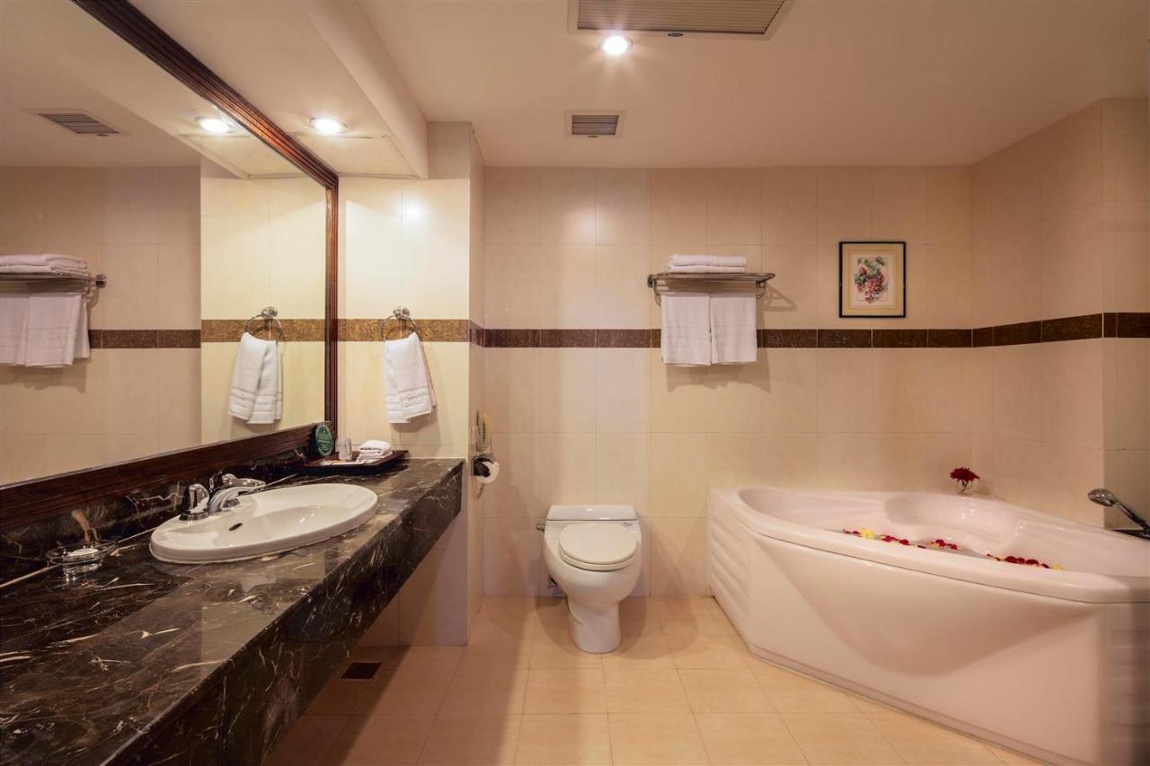 Sai Gon Quang Binh Hotel Ðồng Hới Buitenkant foto